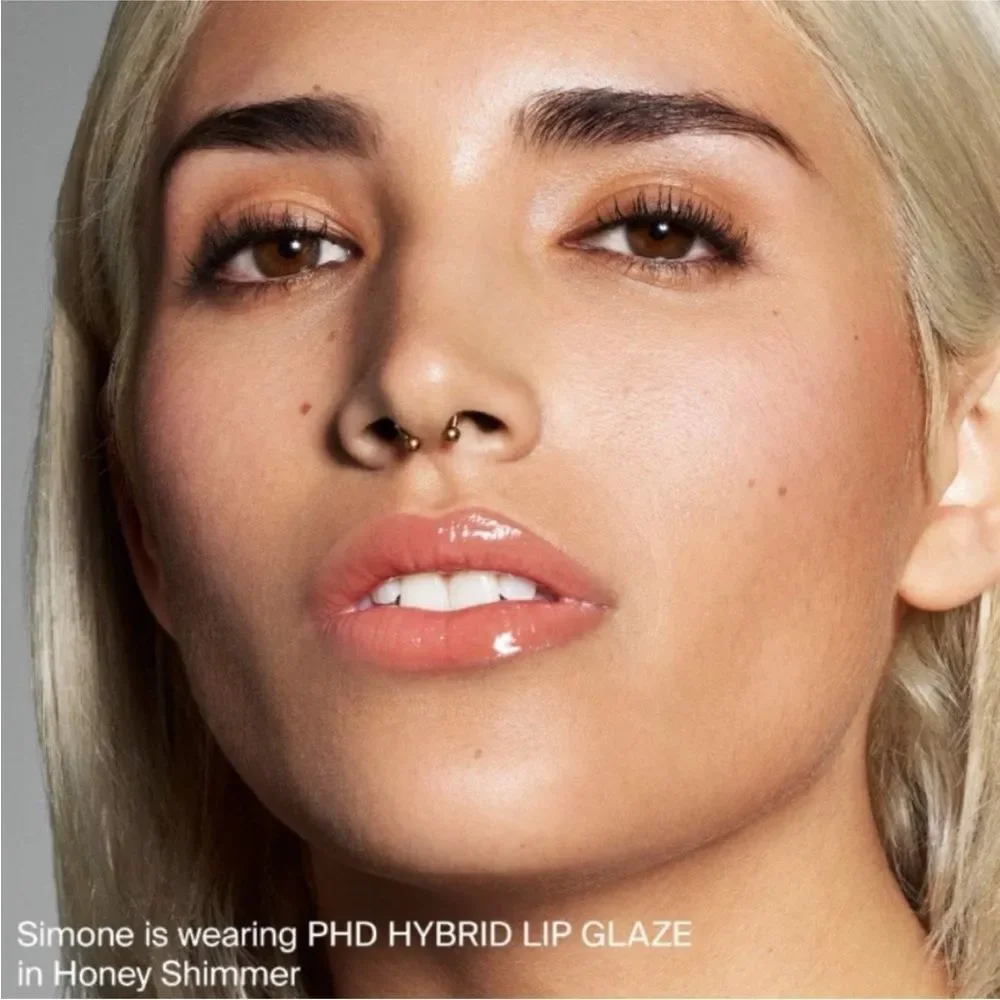 Haus Labs By Lady Gaga phd hybrid